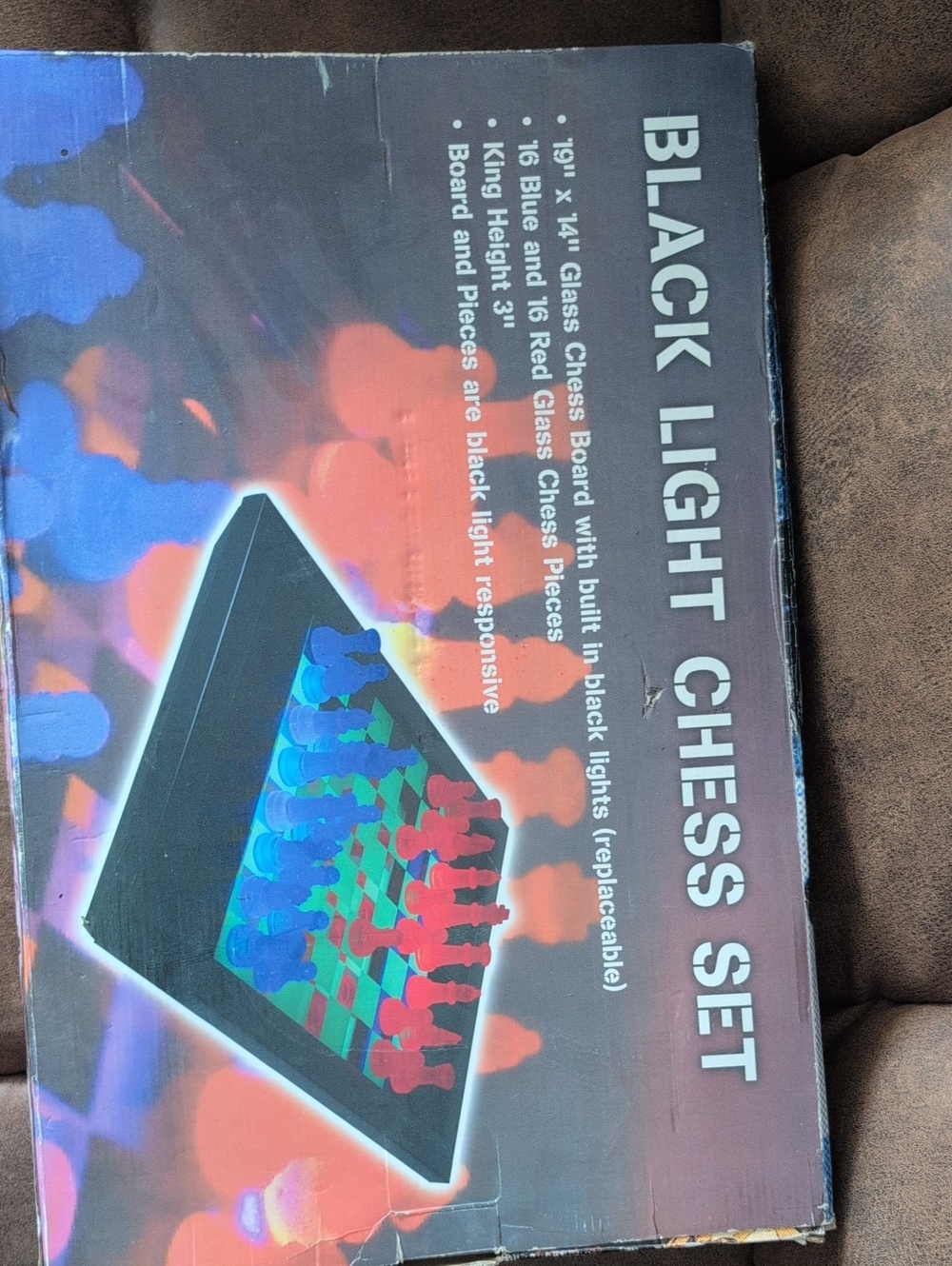 Rare Black Light Chess Set - Blue and Red Pieces